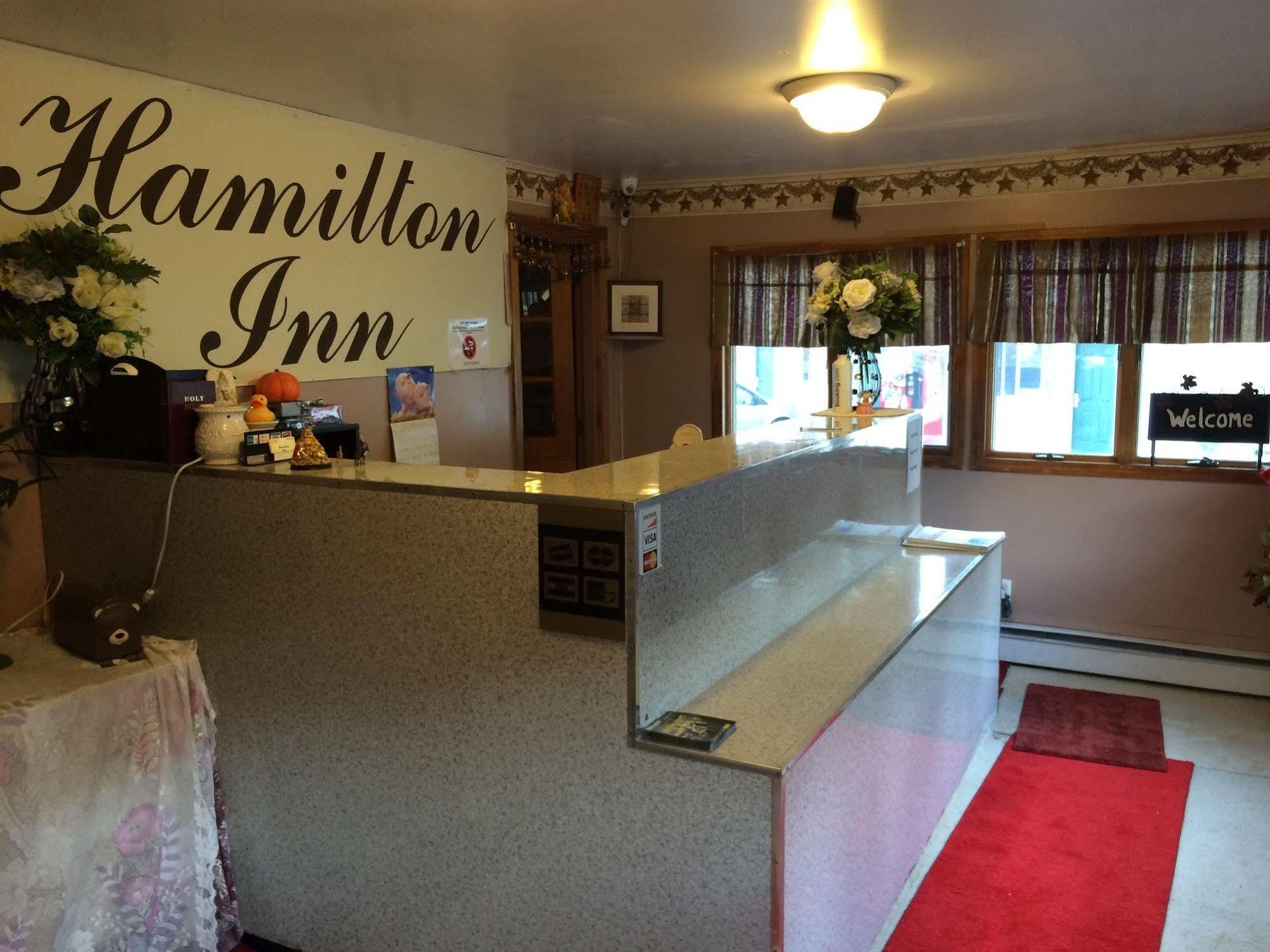 Hamilton Inn Sturbridge Exterior photo